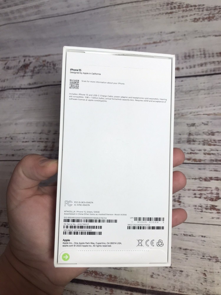 EMPTY Box ONLY APPLE iPhone 15 Green 128GB - Model A2846 Sticker