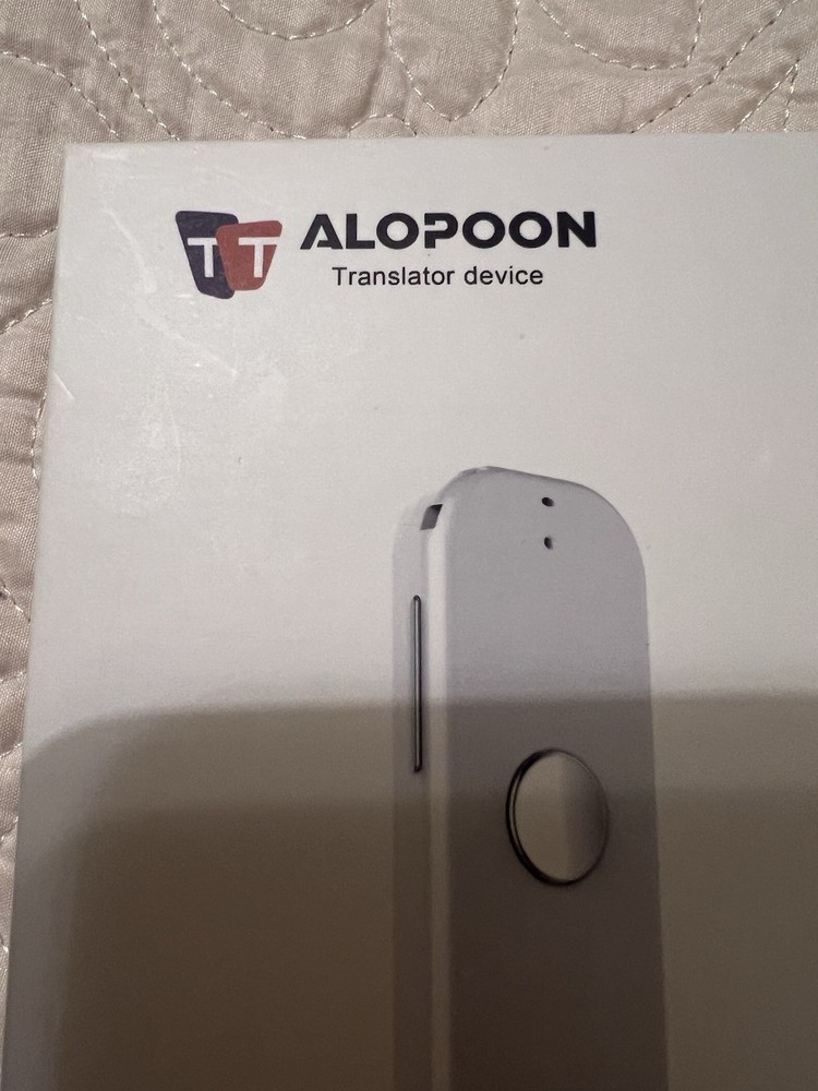 Smart Voice Translator 52 Languages Pocket Device Bluetooth TT Translate