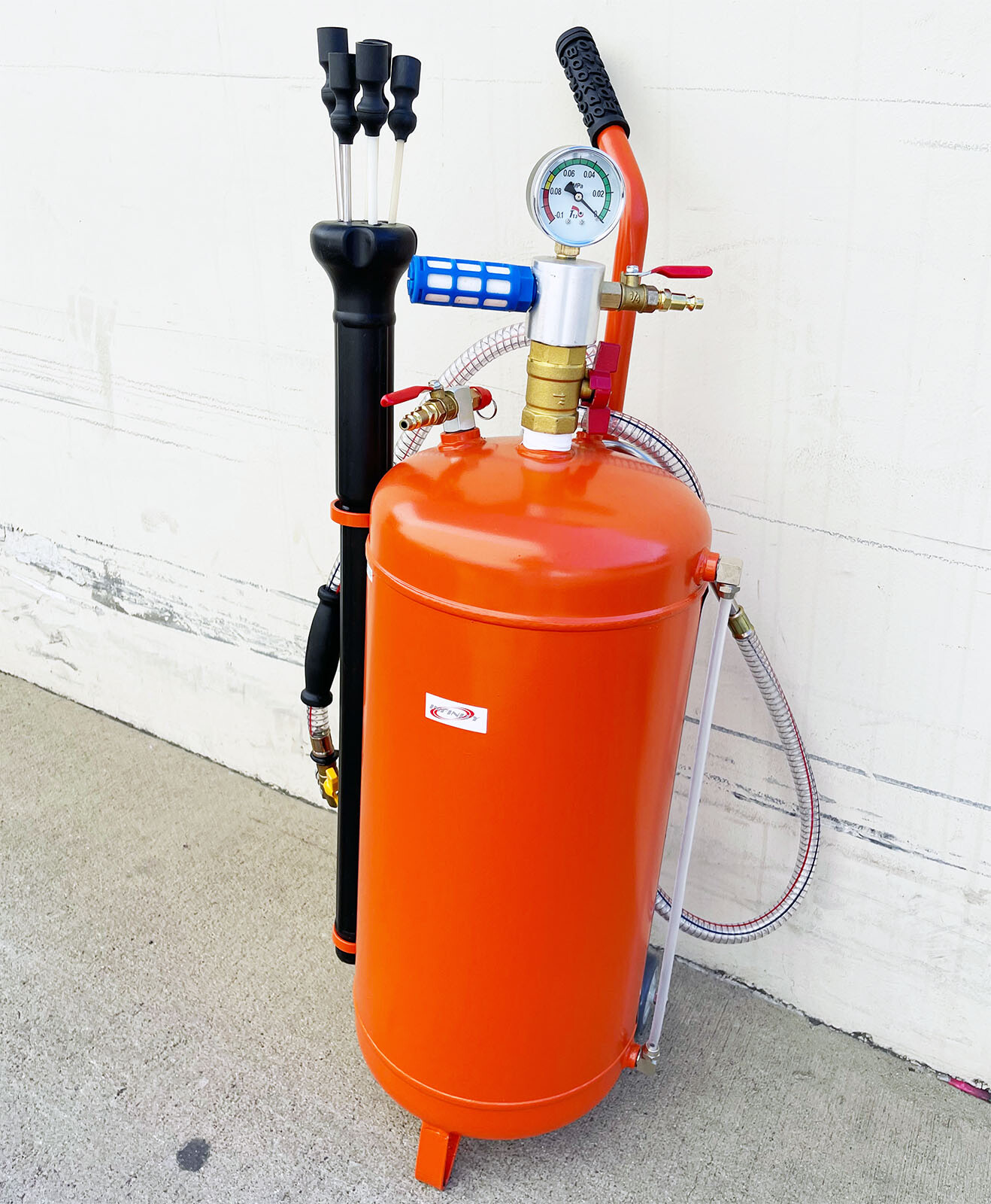 6 Gallon Fluid Evacuator Dispenser Oil Extractor Extract Tank for BMW BENZ FORD