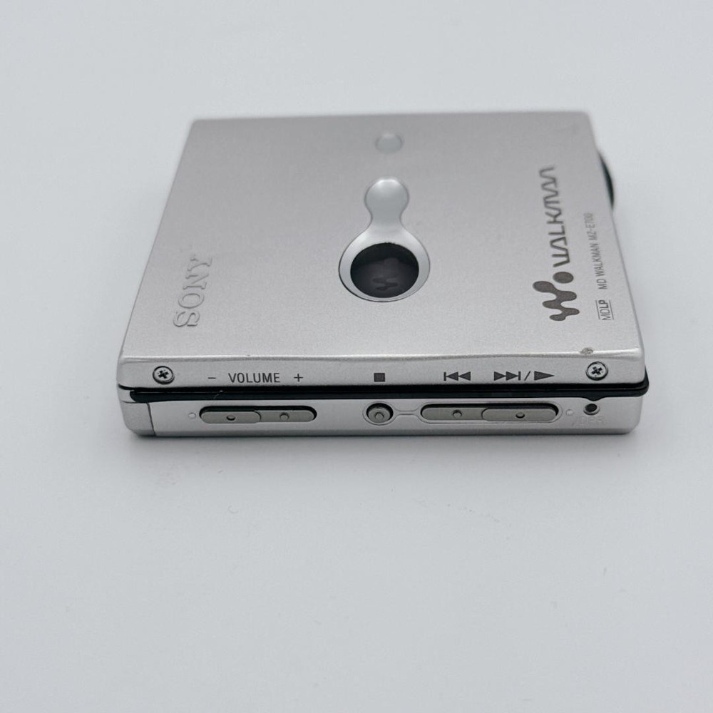About Sony Walkman Md Mz-E700 Silver