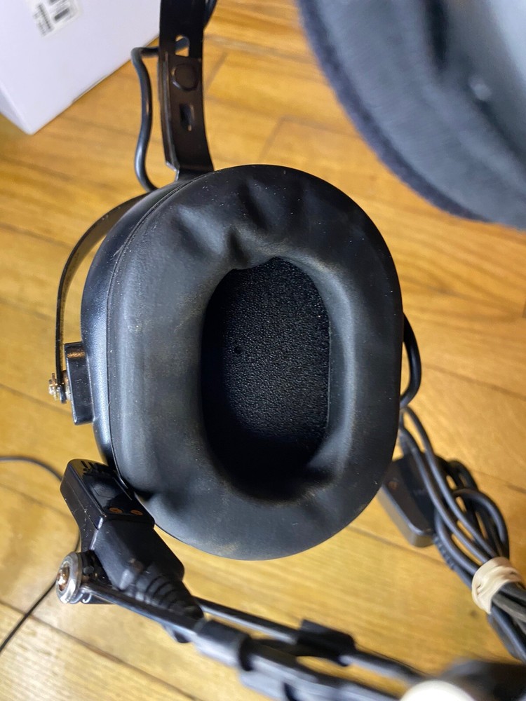 Vintage Flightcom Blackhawk Model 5DX Aviation Headset 1179