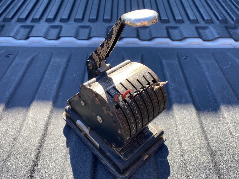 Vintage Check Writer by HEDMAN MFG CO