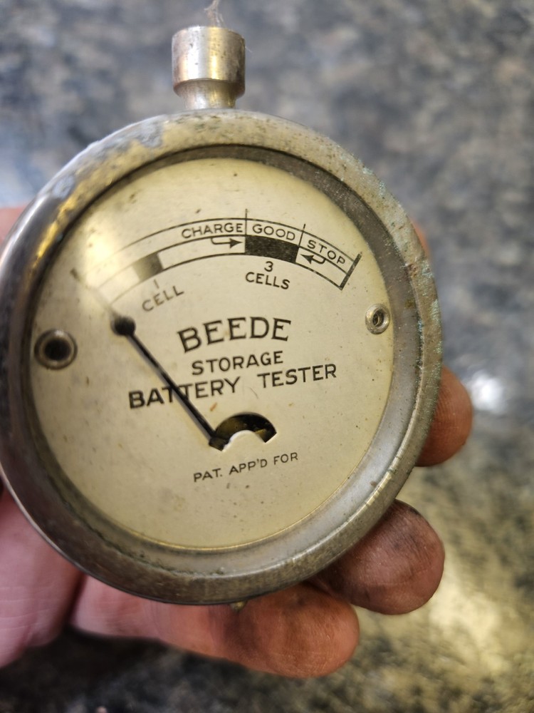 Vintage BEEDE Storage Battery Tester *UNTESTED* (B272)