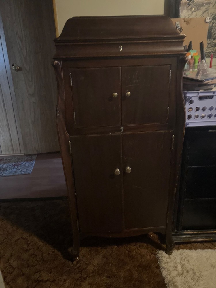 Victor/Victrola Phonograph
