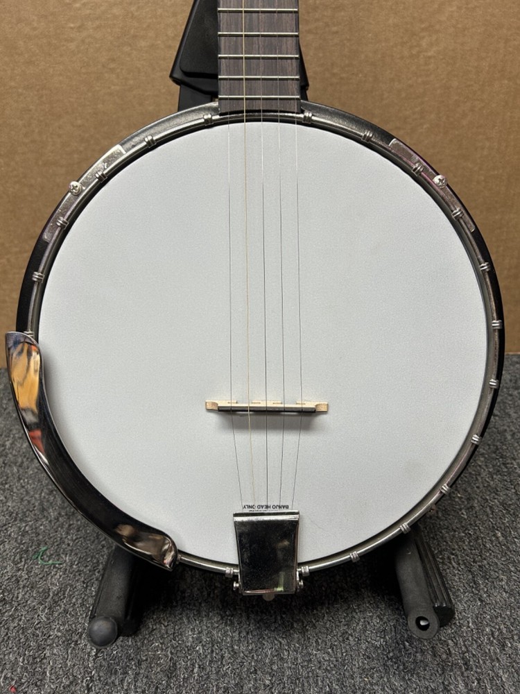 Savannah 5 String Banjo With Free Hardshell Case