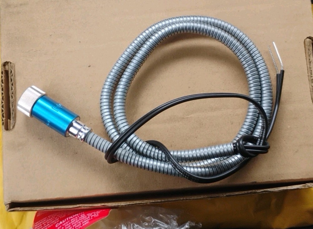 Fireye UV2 Ultra-Violet Scanner 3/8" NPT with 3' Flex