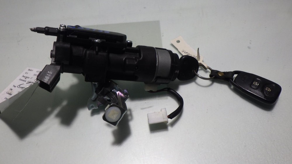 12 HYUNDAI ACCENT Ignition W/Key