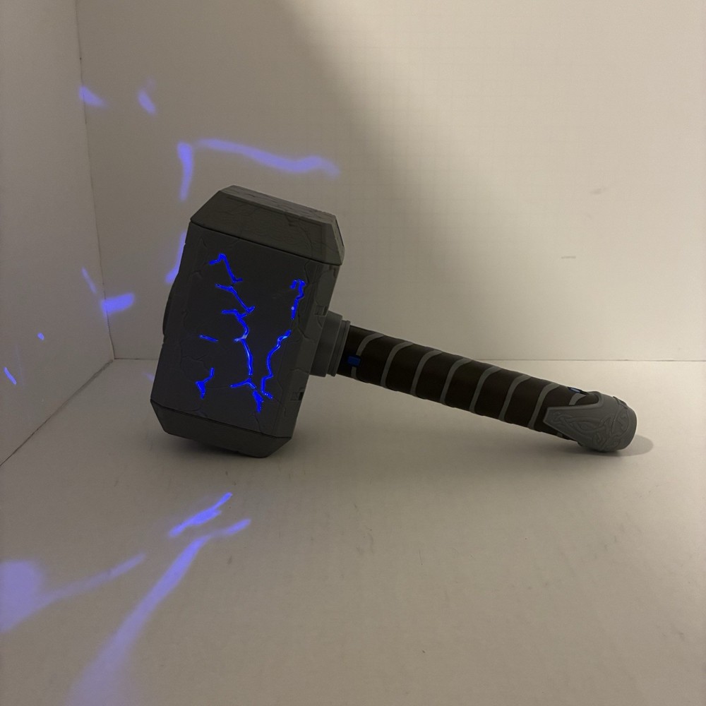 Hasbro Marvel Studios THOR Love And Thunder Mighty FX Mjolnir Electronic Hammer