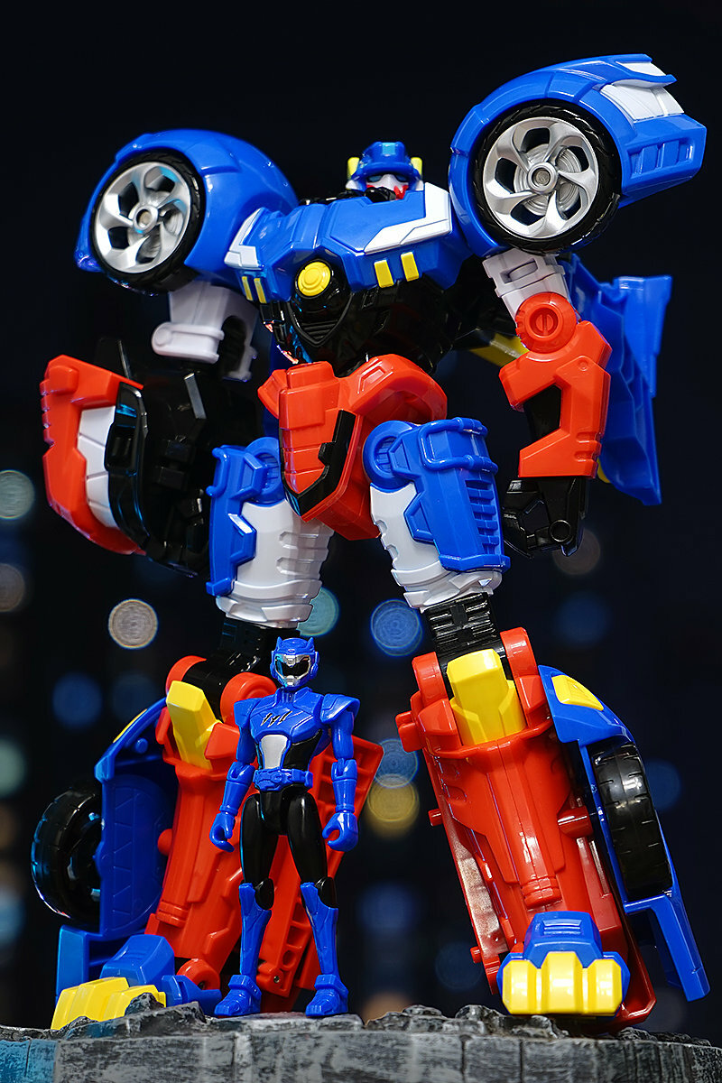 Kids Toy MiniForce Super Dino Power TYRANNO THUNDER Robot Car Bot Model Figure