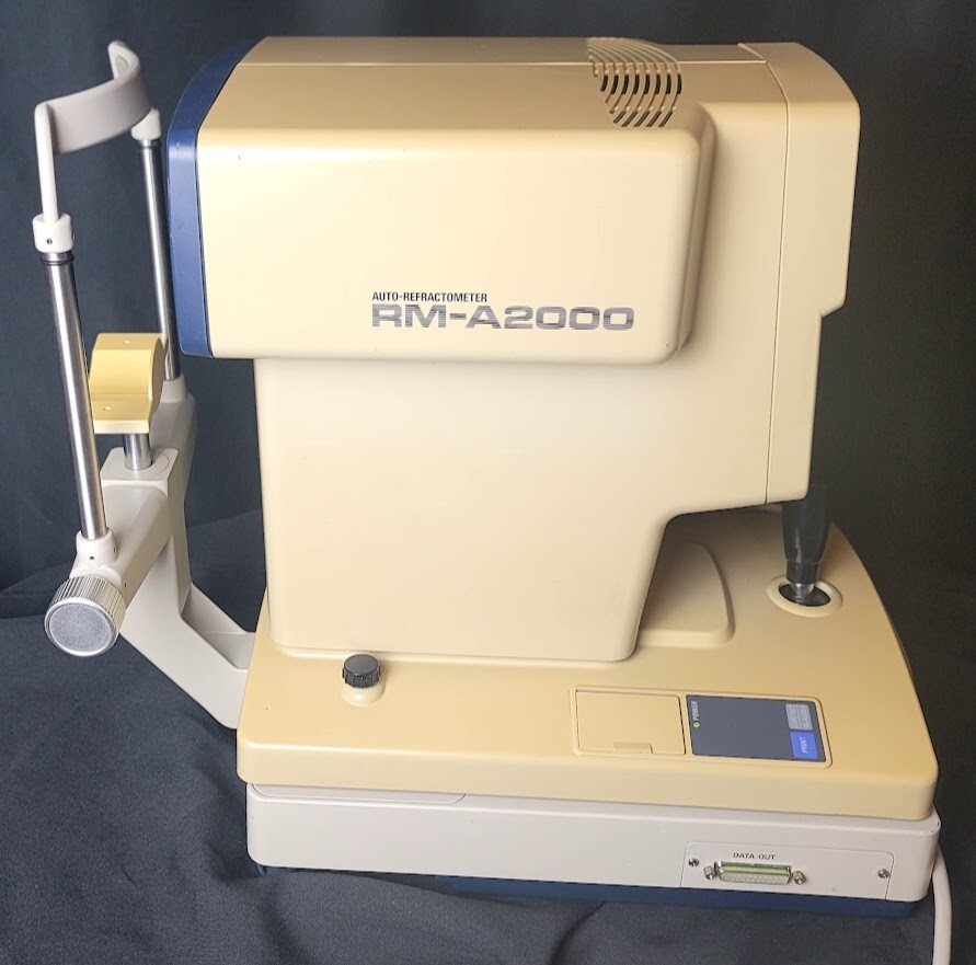 Topcon Auto-Refractometer Auto-Refractor RM-A2000! Powers Up & Knobs works