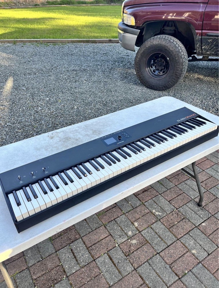 Studiologic SL88 GRAND 88 Weighted-Key MIDI Keyboard Controller USB