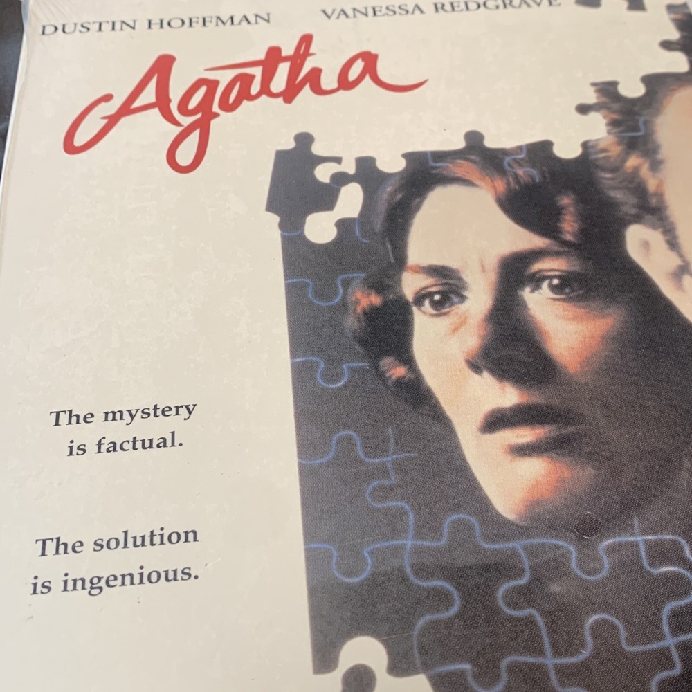 AGATHA LASERDISC LD WIDESCREEN LETTERBOX VERSION DUSTIN HOFFMAN - NOT A DVD