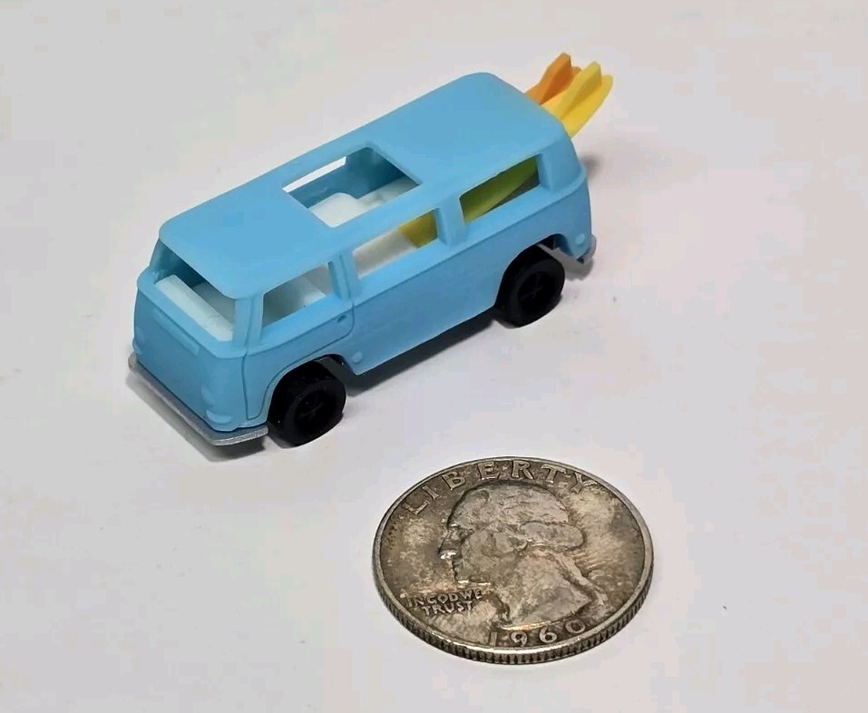 CUSTOM ZOWEES - Rear Loading Beach Bomb - Redline Hot Wheels Style