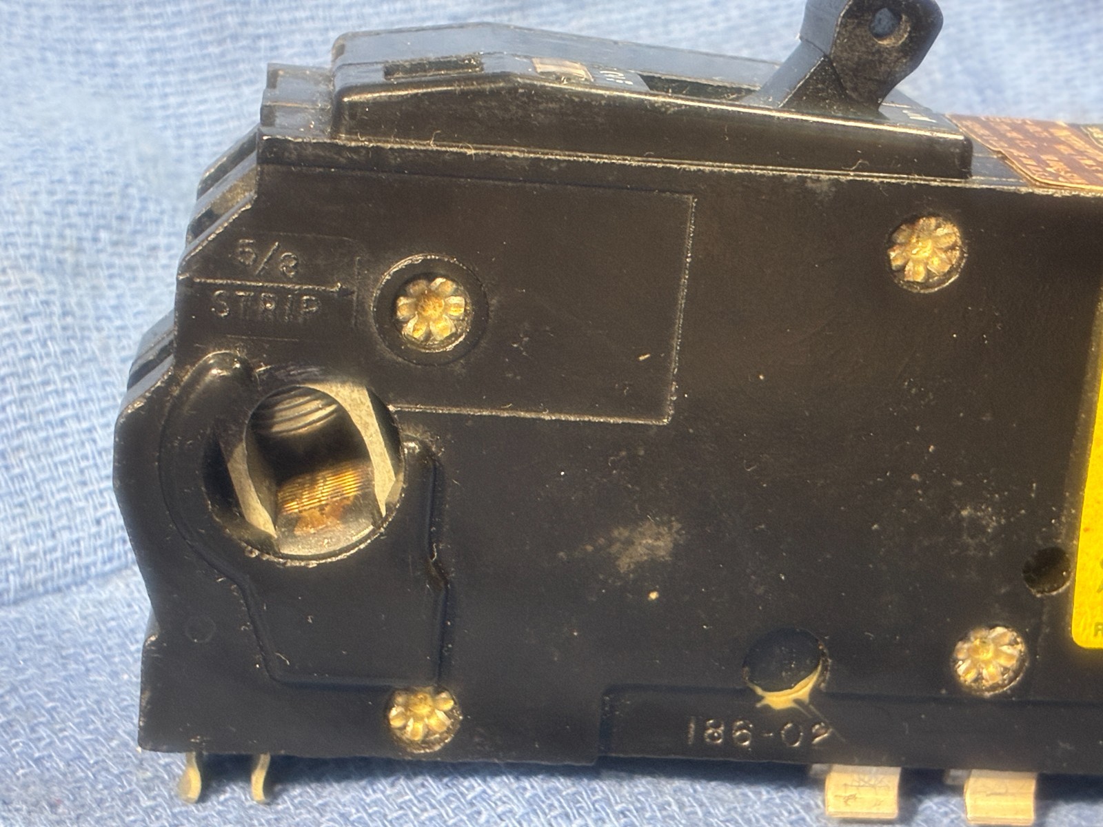 SQUARE D Q1 2100 TF Z 100 Amp 2 Pole TOP FEED MAIN CIRCUIT BREAKER Type QITF