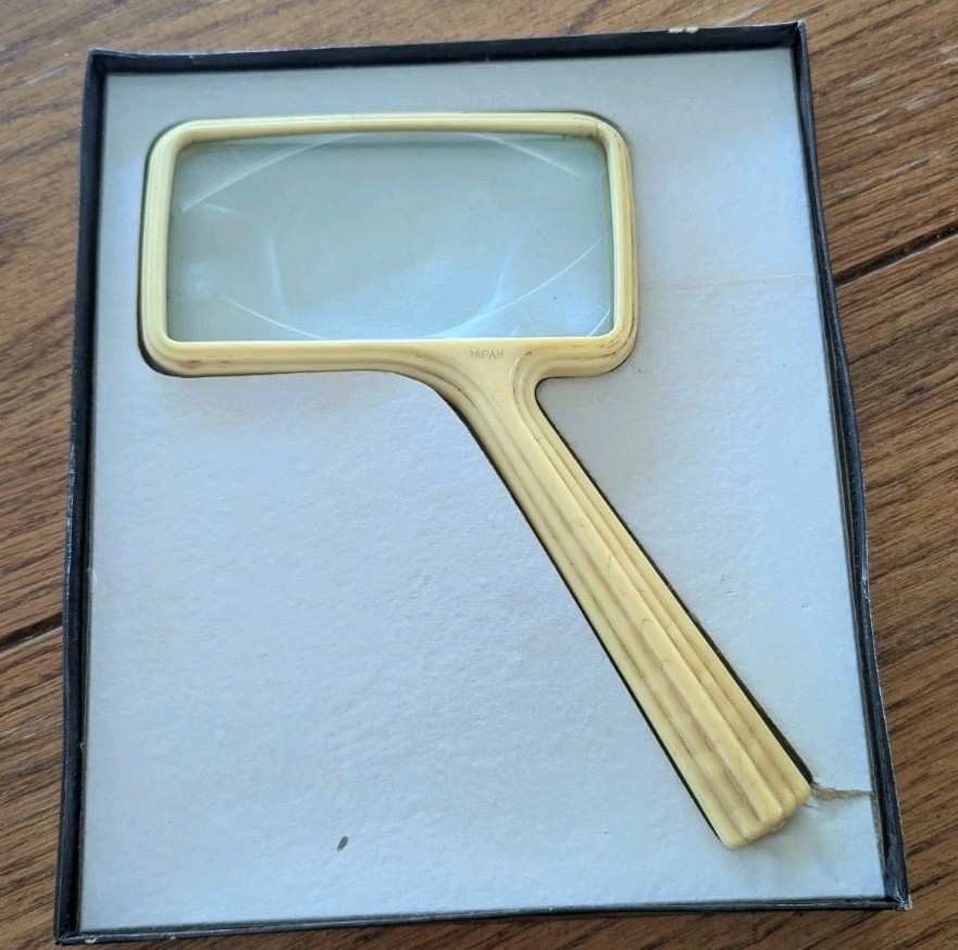 Vintage Bakelite SPI Rectangular Reader With Box Cream 2" x 4" Y