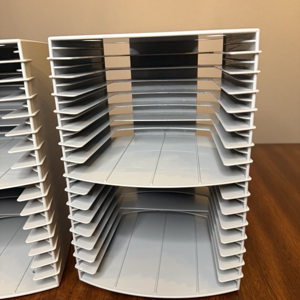Set Of 2 Kensington QuickTrieve Stackable Modular CD Storage Tower 16 Disk Gray