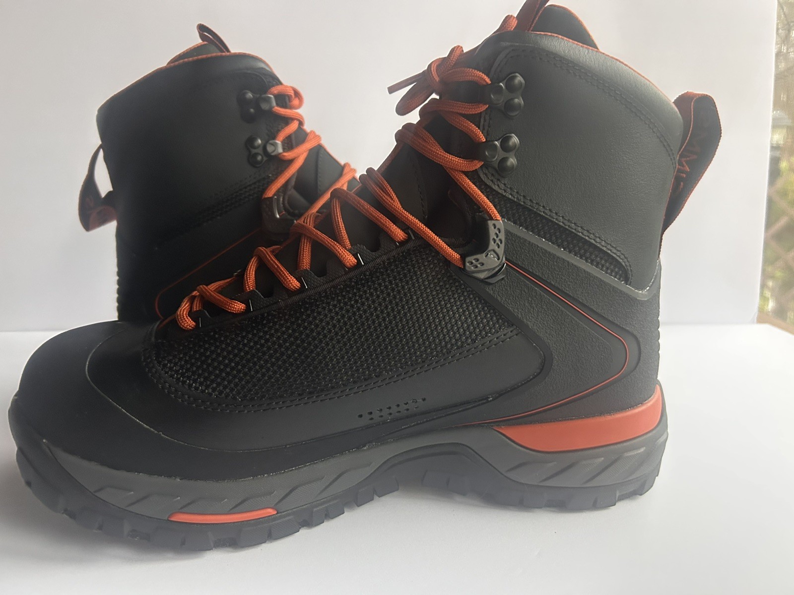 Simms G4 Pro Powerlock Men's Boots in Carbon - New with Box