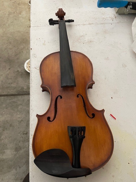Violin - full size- for beginner student