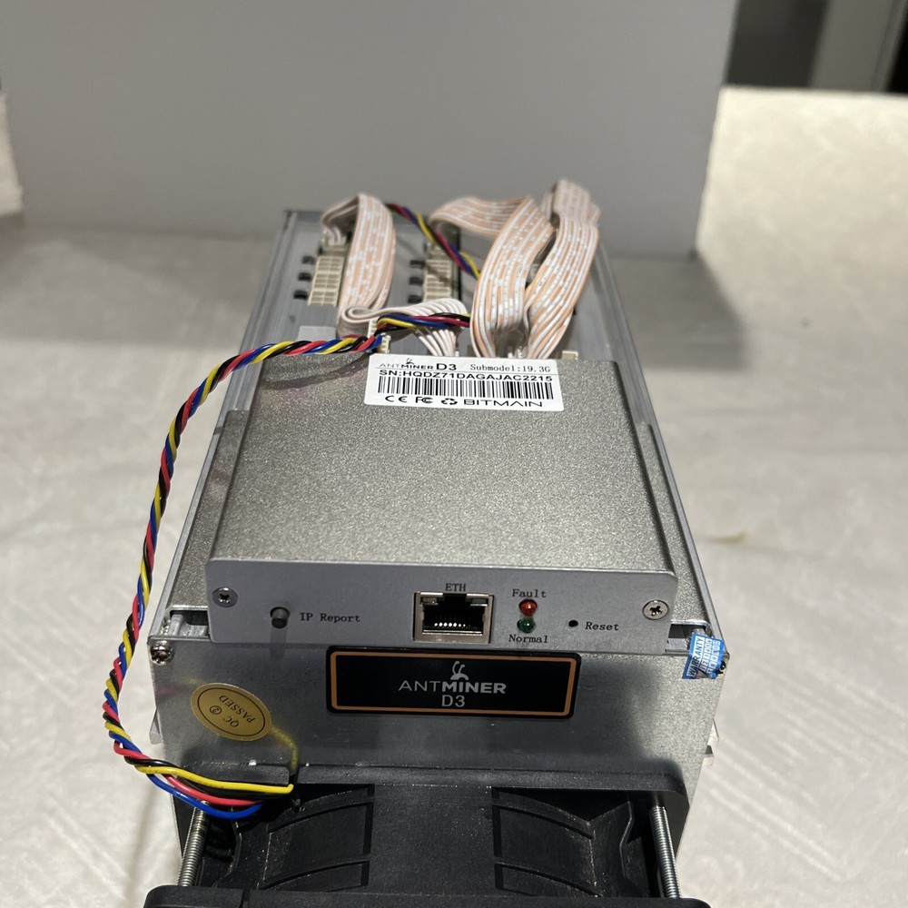 Bitmain Antminer D3 19.3Gh Mining X11 Algorithm (USA Seller) (Lightly Used)