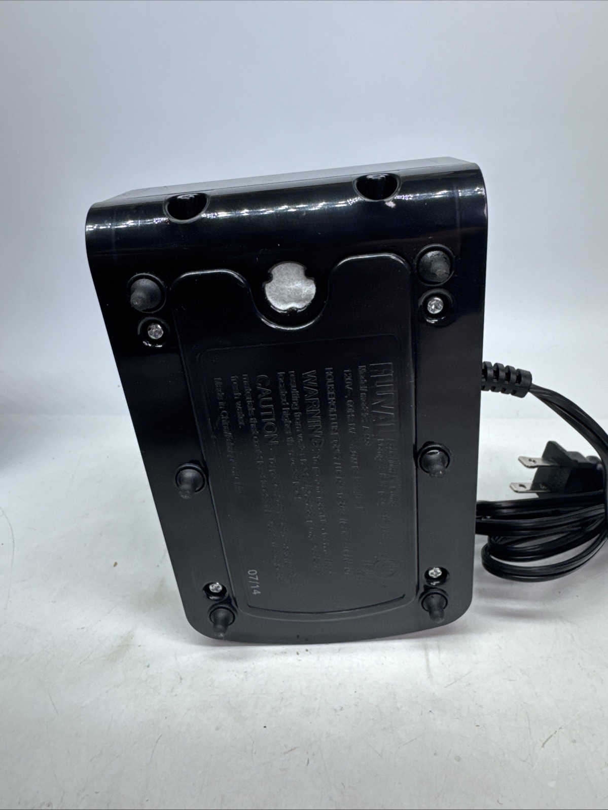 Hagen Fluval Q2 50-160 US Gal Adjustable Flow Control Air Pump - Working