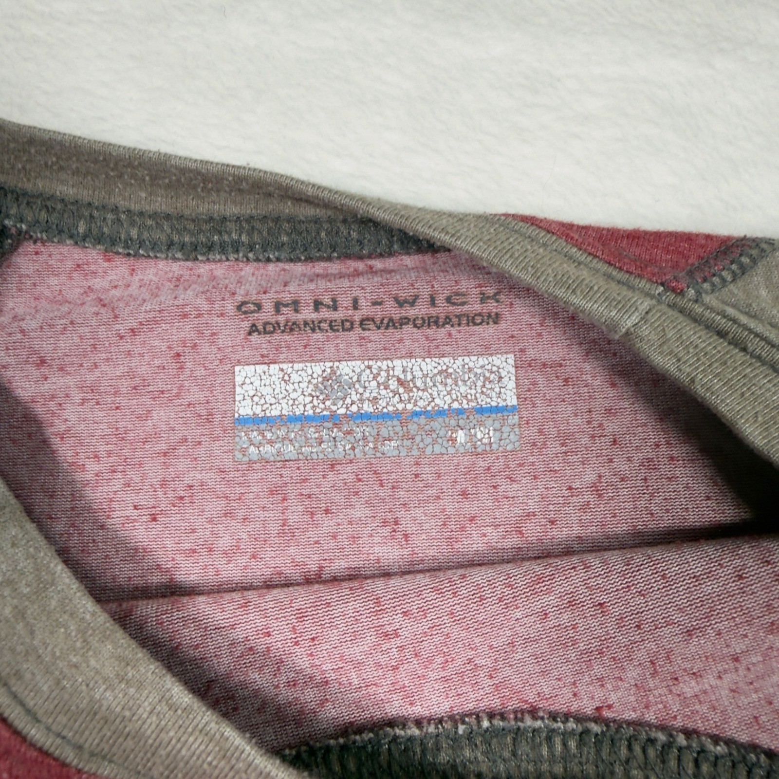 Columbia Mens Long Sleeve Shirt Omni Wick Heathered Red Gray Raglan Large