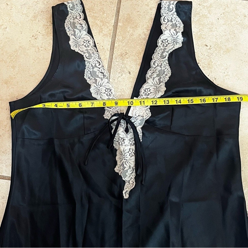 Whispers Lace Trim Slip Dress Black Lingerie Nightgown L/XL Feminine Romantic