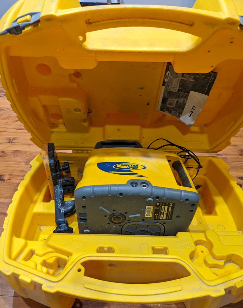 Spectra Precision Laser LL400 Used