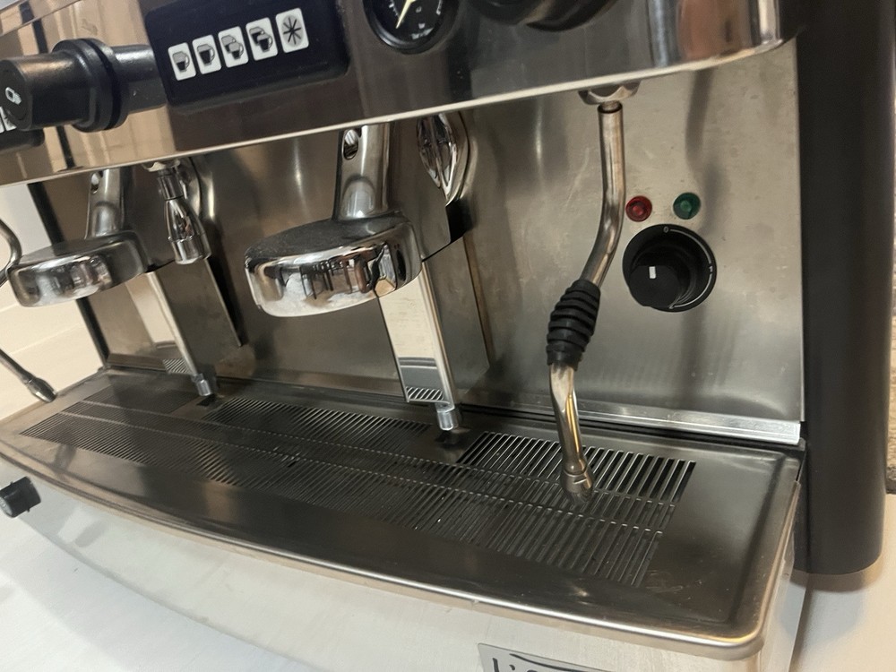 IBERITAL L'ANNA 2 GROUP MACHINE (Used)