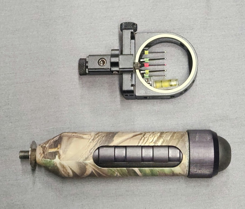 PSE Triton Bow, Complete Setup, EUC, 29" Draw, 70 Lbs Max, W/Arrows & Soft Case