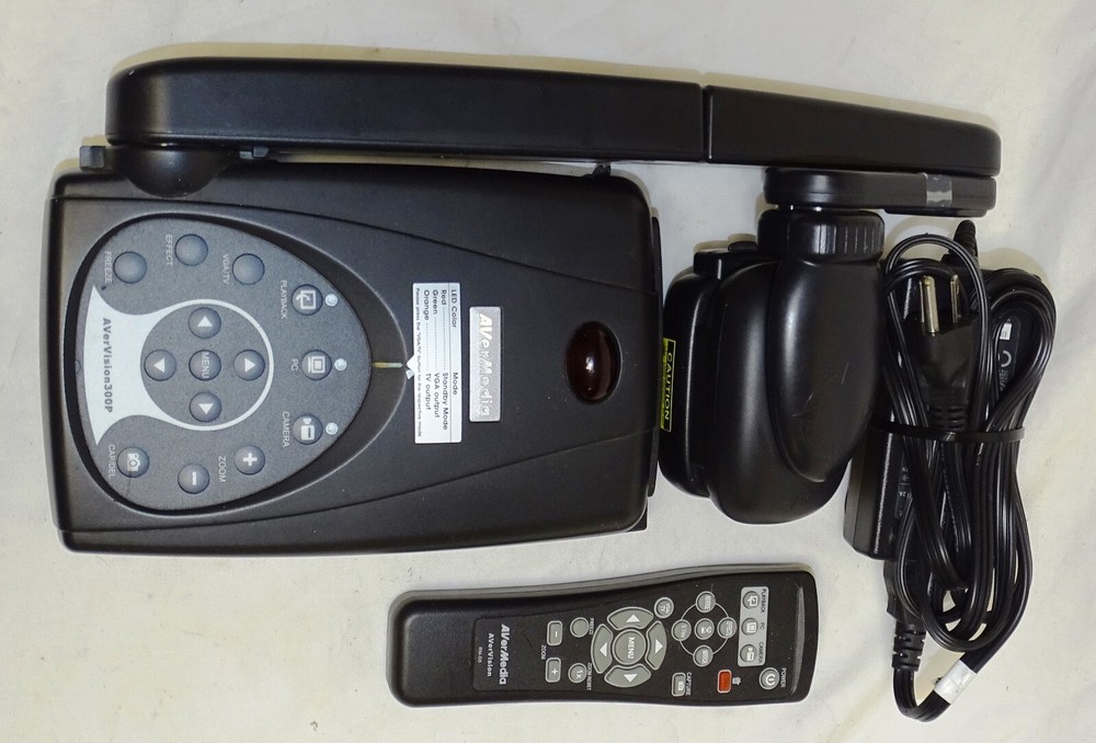 AVERMEDIA AVERVISION 300P Video document Camera w/ Remote AC Adapter