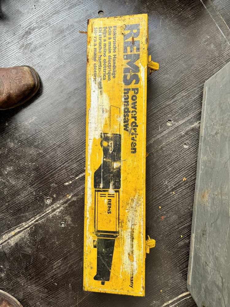Rems Tiger Powerdriven Saw With Attachment