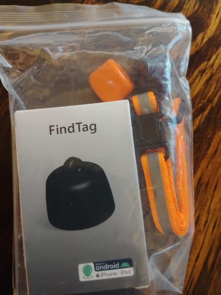 Cat Or Small Dog Locator, Mini Tracker for iOS and Android, Smart Pet Tracker