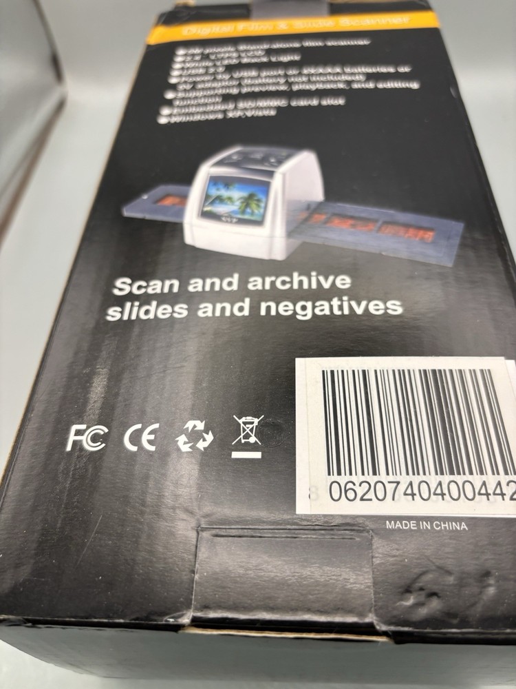 SVP Stand Alone Negative Slide ScannerFS1700 5M pixels