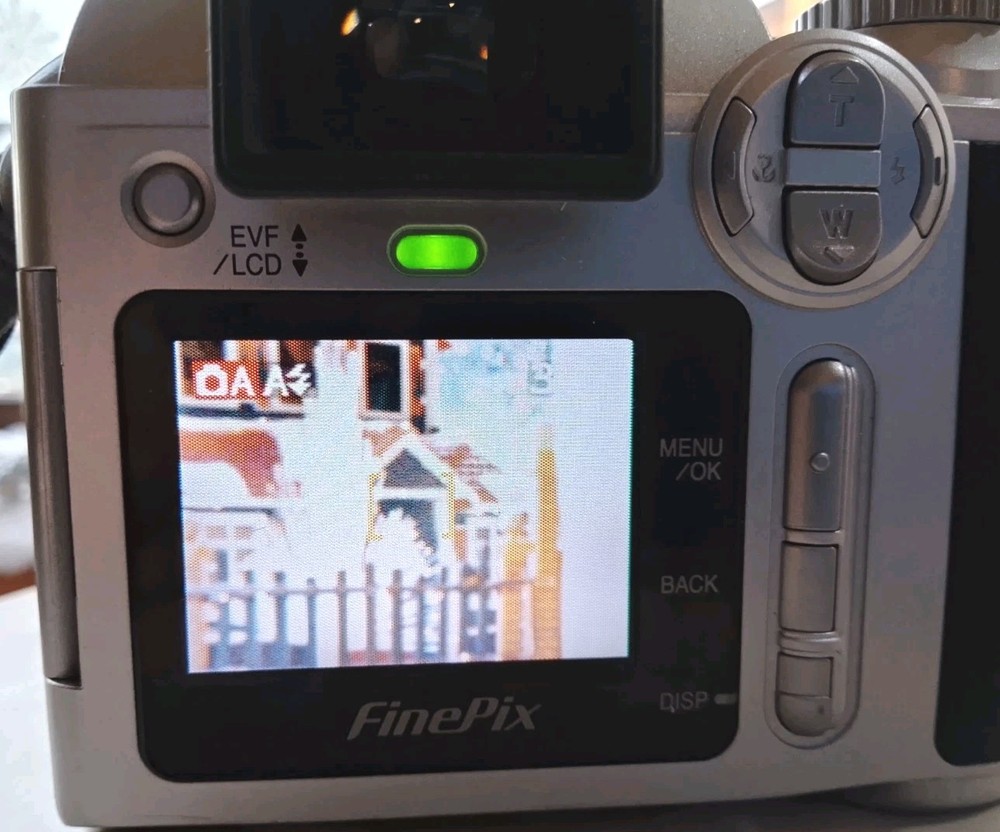 Fujifilm FinePix S304 Digital Camera Silver Working Condition