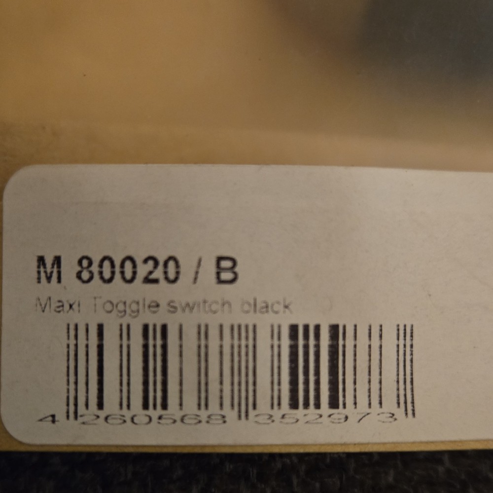 MEC Toggle Switch Black (M80020/B