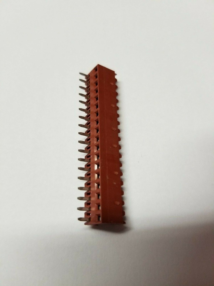 BALLY Slot Machine E-series, E1000 "RAM BOARD EDGE CONNECTOR"  #E771-0018  New