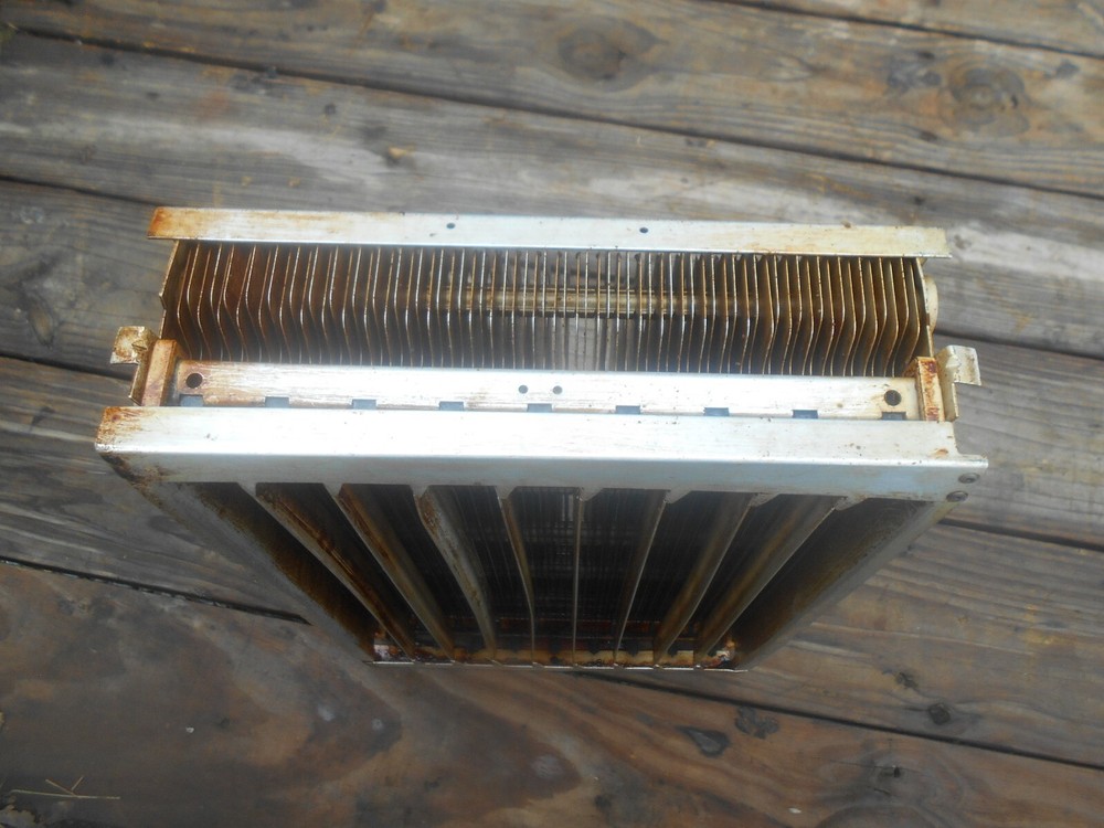 GILES GEF-720-VH ELECTROSTATIC AIR CLEANER