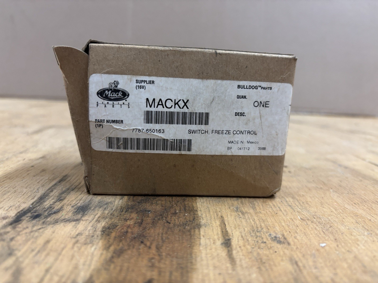OEM Mack A/C Thermostat