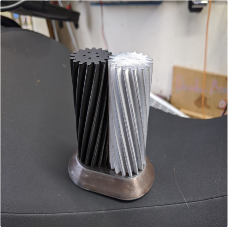 Mechanical Gear Salt and Pepper Shaker