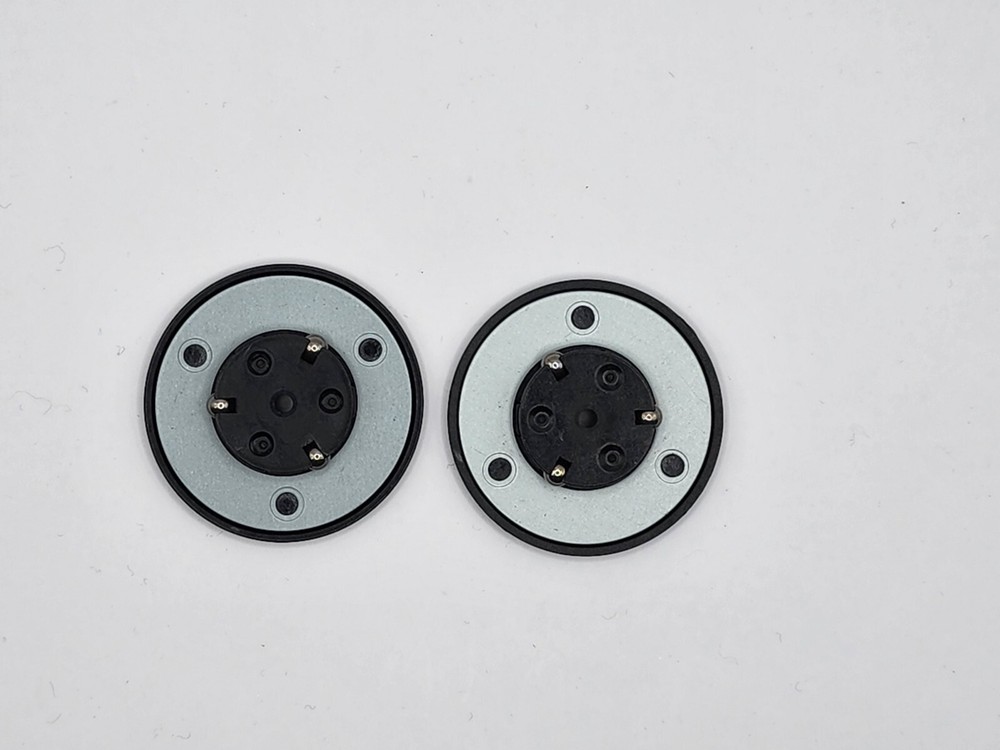 Quantity of 2 Playstation 1 PS1 Spindles