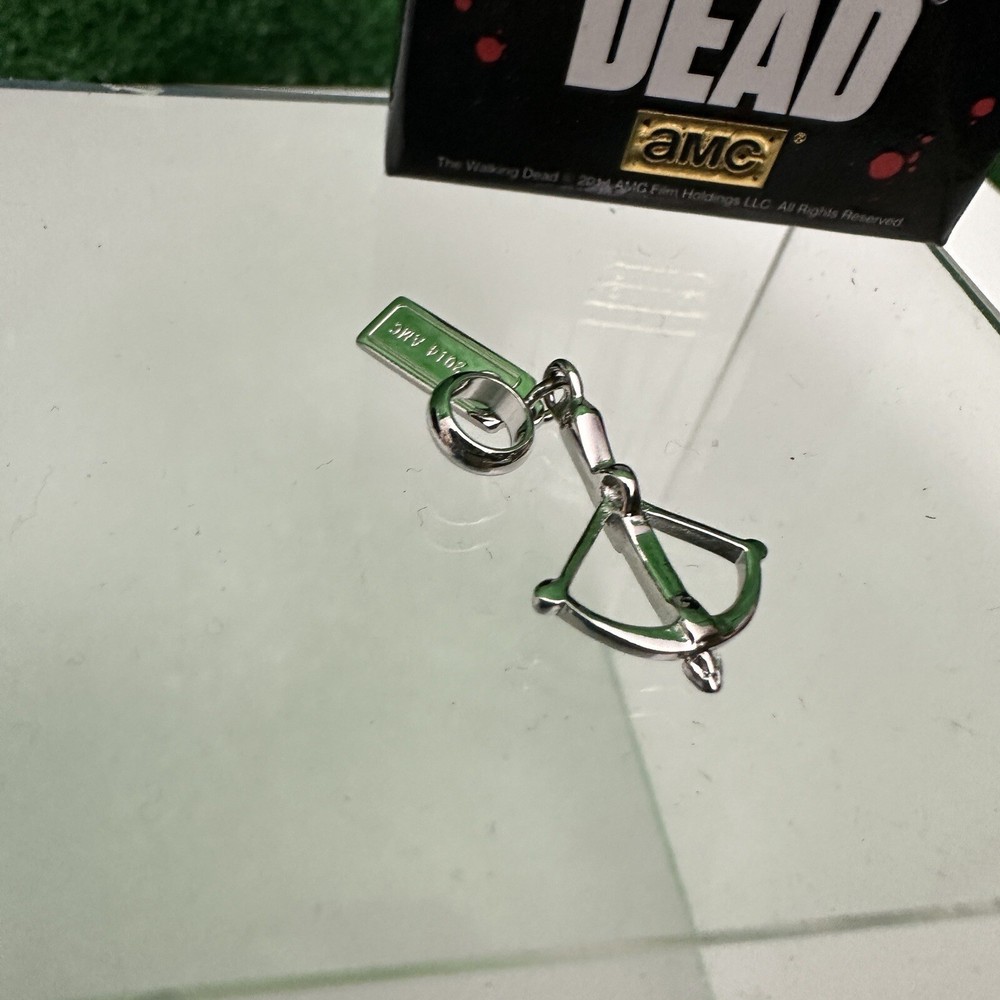 Walking Dead Daryl Dixon CrossBow Charm Dangle ThinkGeek vault 2014 AMC