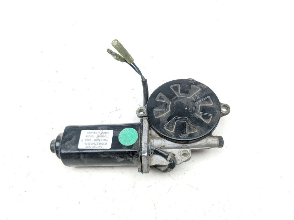 12 Can Am Spyder RT Windshield Motor 278002579