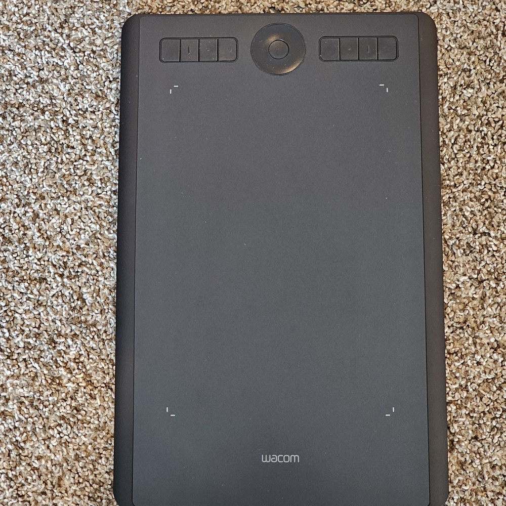 Wacom Graphics Tablet with Pen, Stand & USB Cable