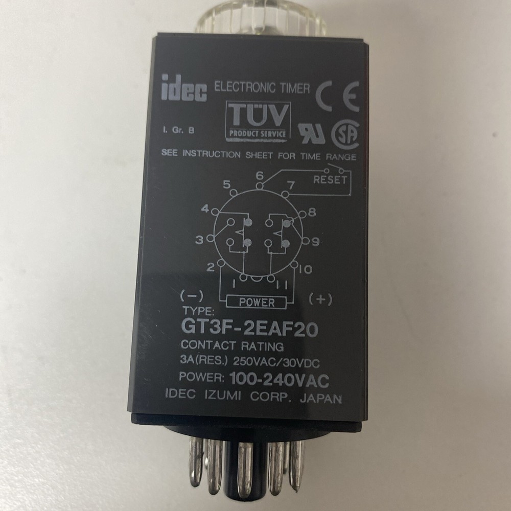 IDEC,GT3F-2EAF 20 TIMER 3 AMP 100/240 VAC B57