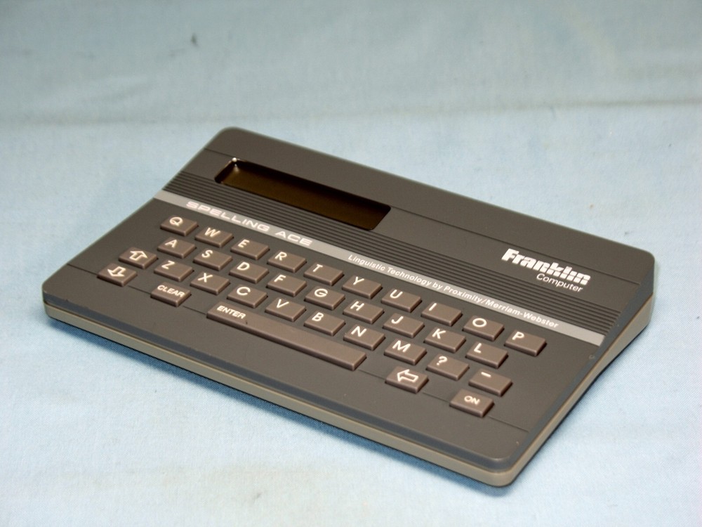 FRANKLIN COMPUTER ~~ MODEL # SA-98 "SPELLING ACE" ~~ ELECTRONIC DICTIONARY