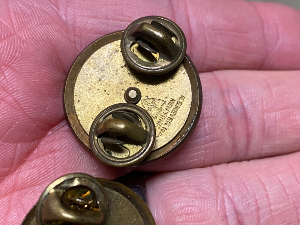 ORIGINAL EARLY WAR WWII US ARMY ENGINEER M1938 CLASS A JACKET COLLAR DISCS