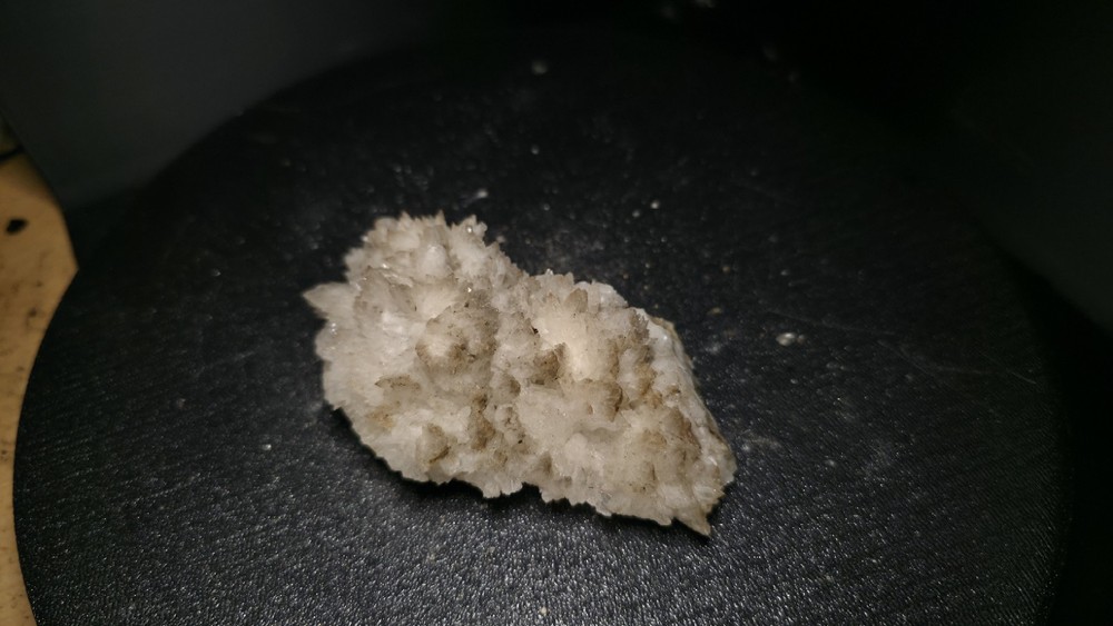 Uv Reactive Mexican Calcite With Pyrite