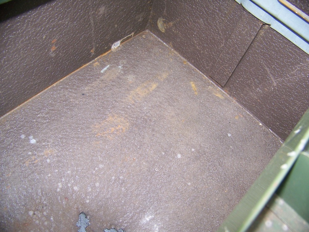 Kennedy Toolbox 1018 Cantilever Toolbox with Lock & Keys