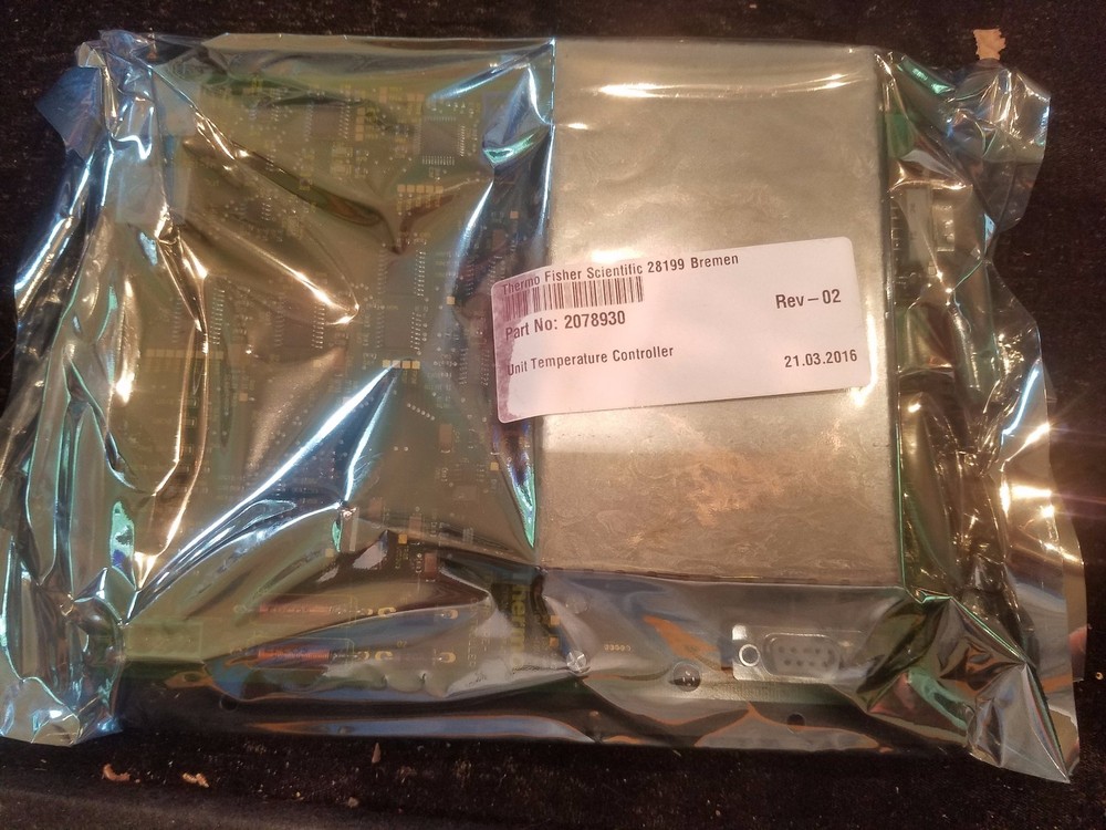 Thermo Scientific UNIT TEMPERATURE CONTROLLER for LTQ FT  - P/N: 2078930