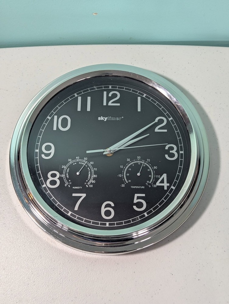 Sky Timer Black & Gray Hanging Wall Clock 13" Round Tested Working